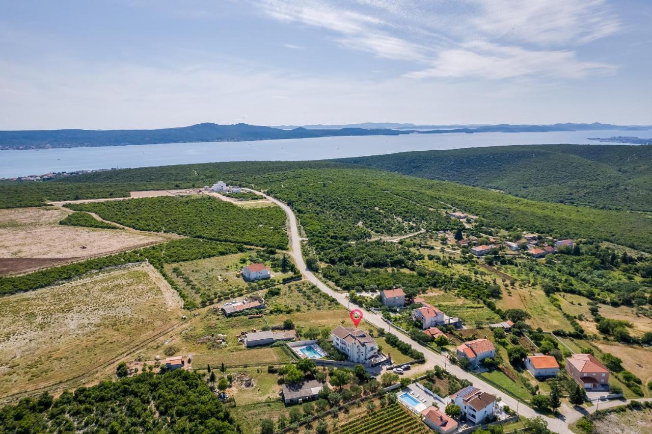 Apartman David S Bazenom Podusje Exterior foto