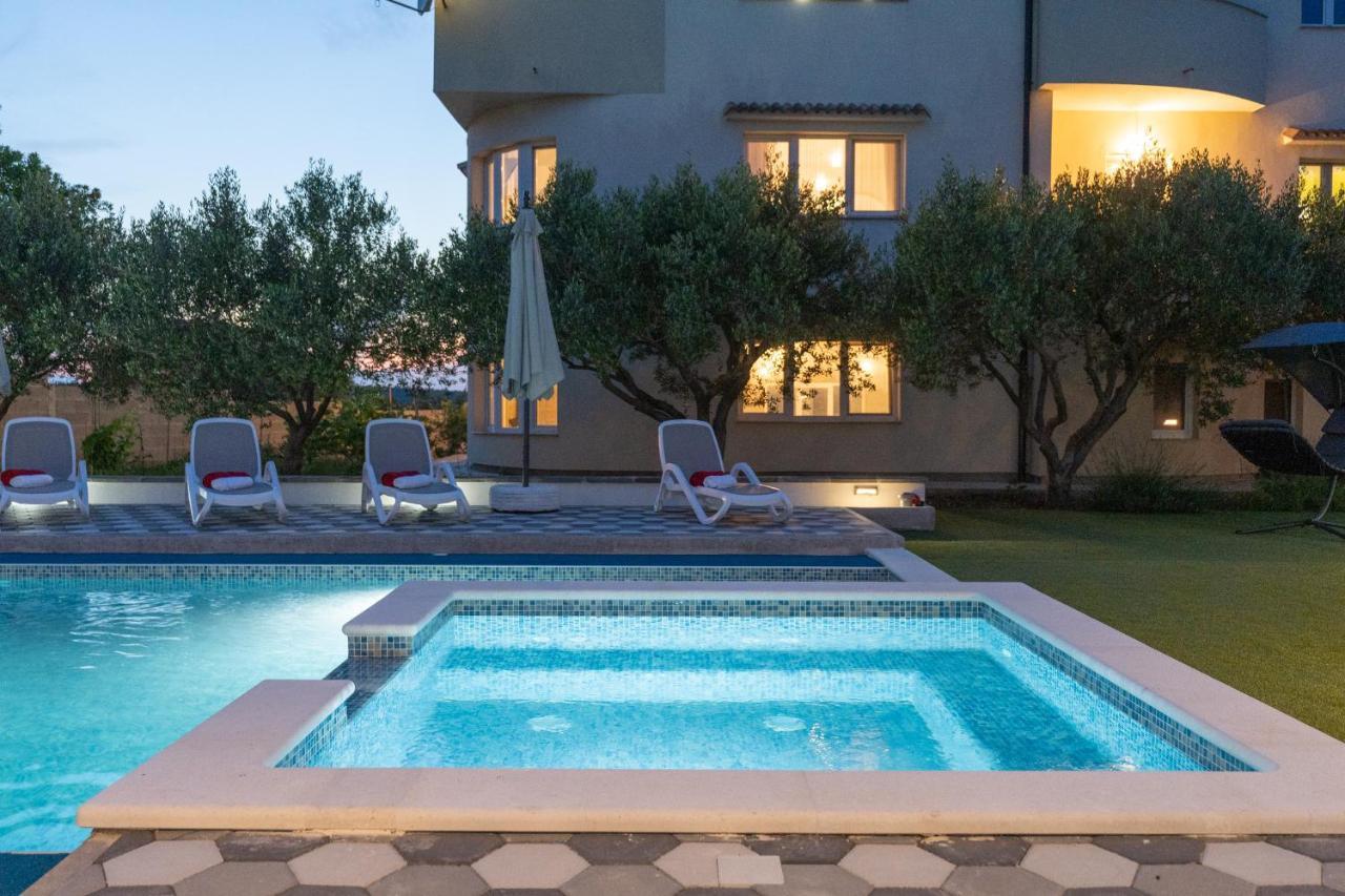 Apartman David S Bazenom Podusje Exterior foto